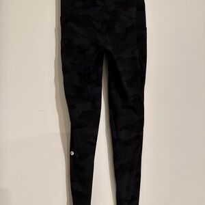 Lululemon Swift Speed HR Tight 28” Heritage 365 Camo Deep Coal Mult